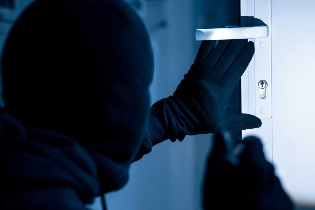 How Home Security in Staten Island Helps You in Home Invasion